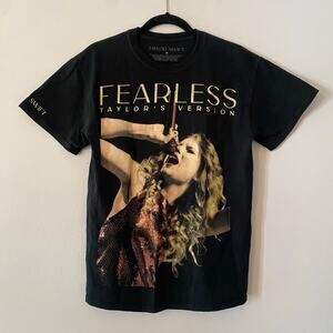 Taylor Swift Fearless Taylor's Version Black Concert Tee Cotton T-Shirt Medium